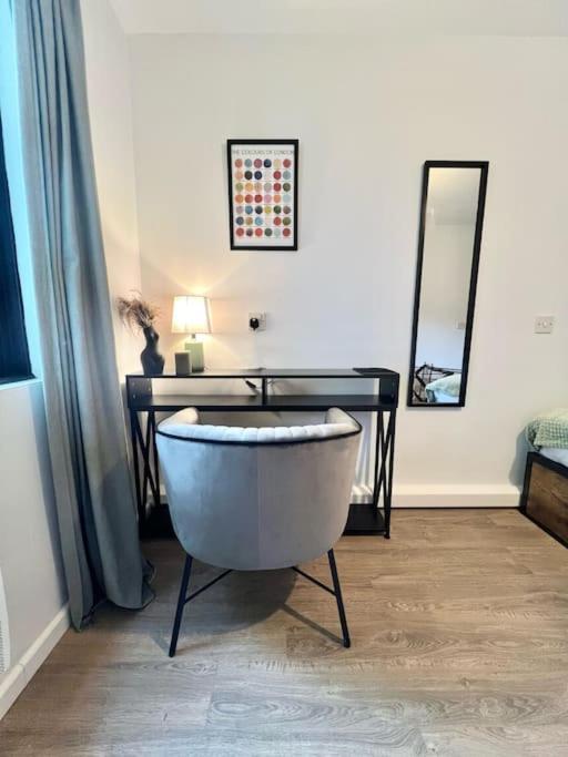 Appartamento Gorgeous Flat 10 Min Walk To Stadium Free Parking *